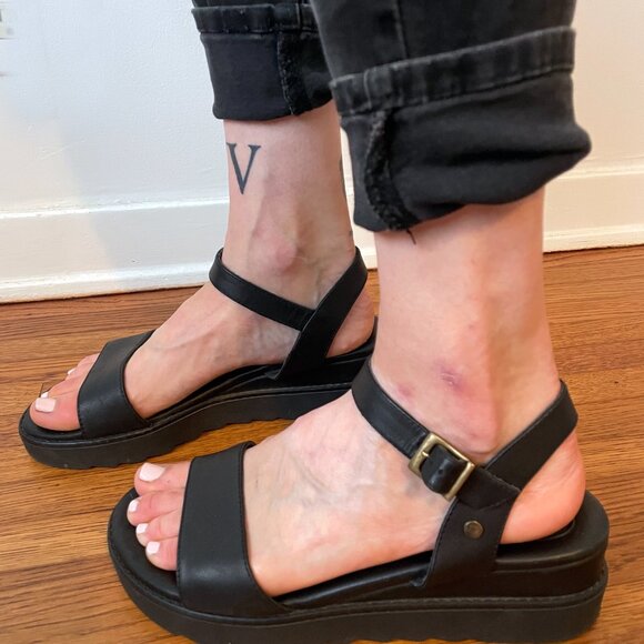 Black Chunky Everyday Leather Sandals - Picture 4 of 7